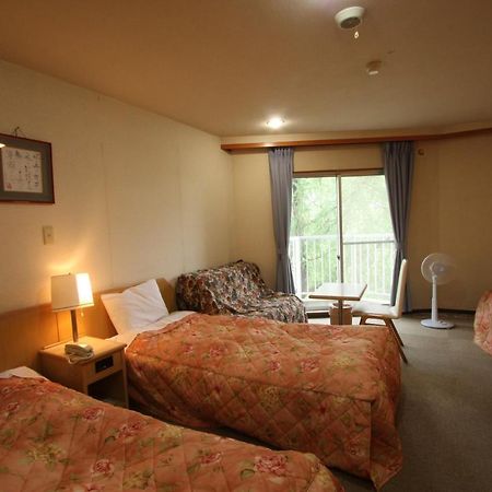 Hotel Ryuo Яманучи Екстериор снимка