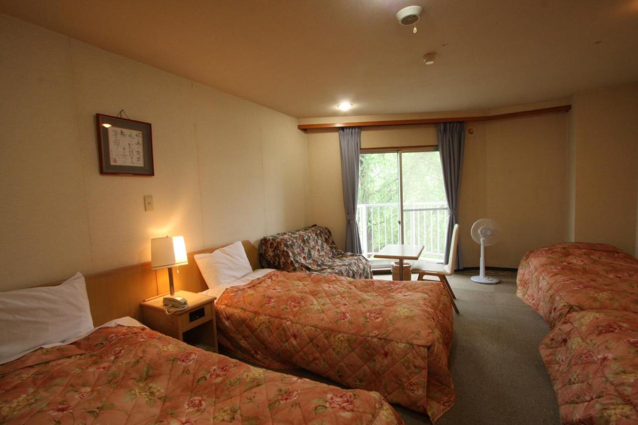 Hotel Ryuo Яманучи Екстериор снимка
