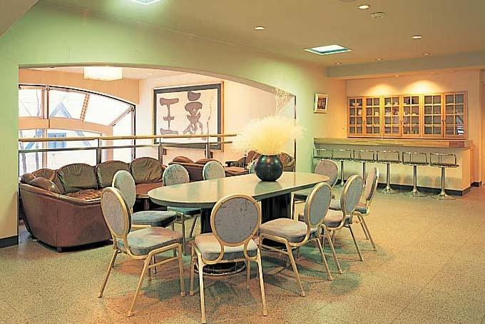 Hotel Ryuo Яманучи Екстериор снимка