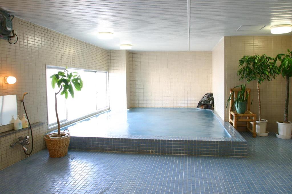 Hotel Ryuo Яманучи Екстериор снимка